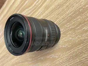 Red Ring Lens 17-40mm
