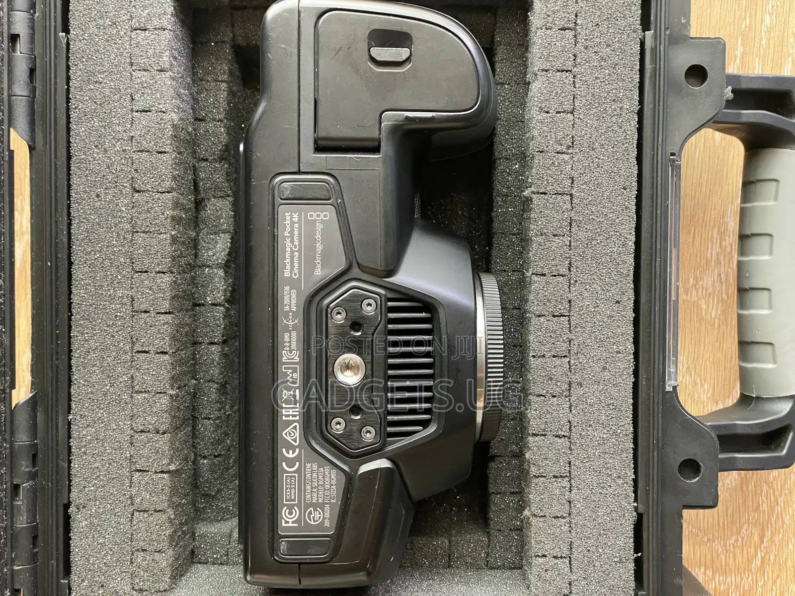 Black Magic Pocket Cinema Camera ( Body Only)