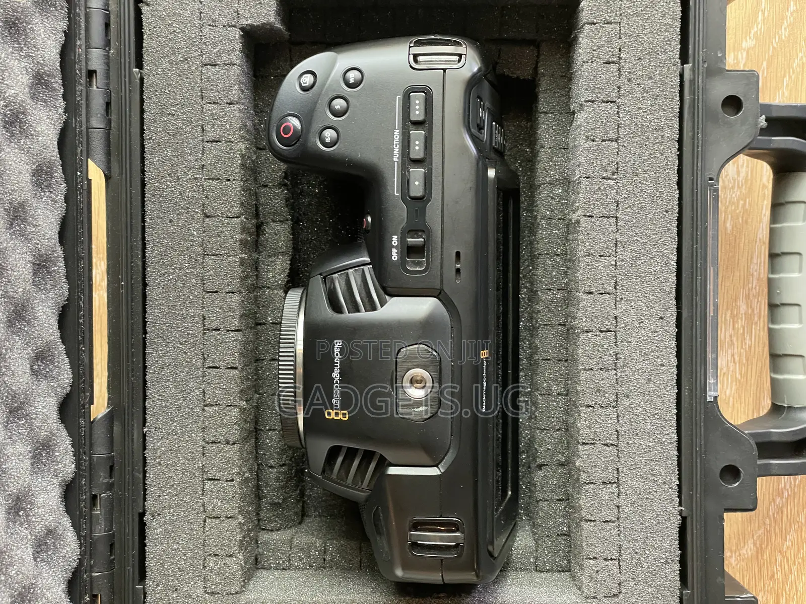 Black Magic Pocket Cinema Camera ( Body Only)