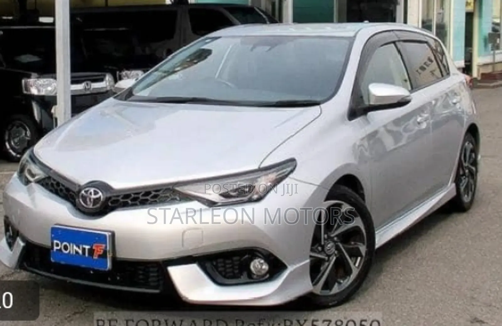 Toyota Auris 2012 Silver