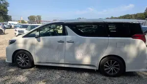 Toyota Alphard 2017 White