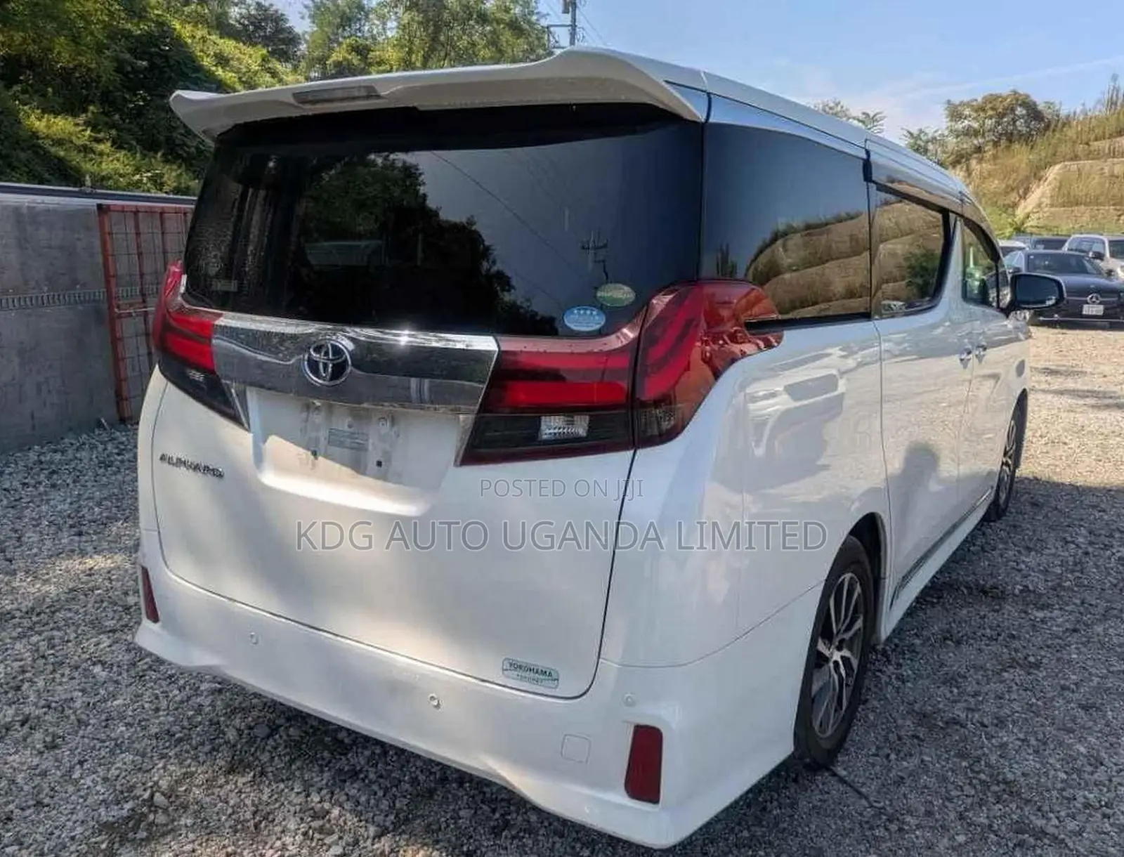 Toyota Alphard 2017 White