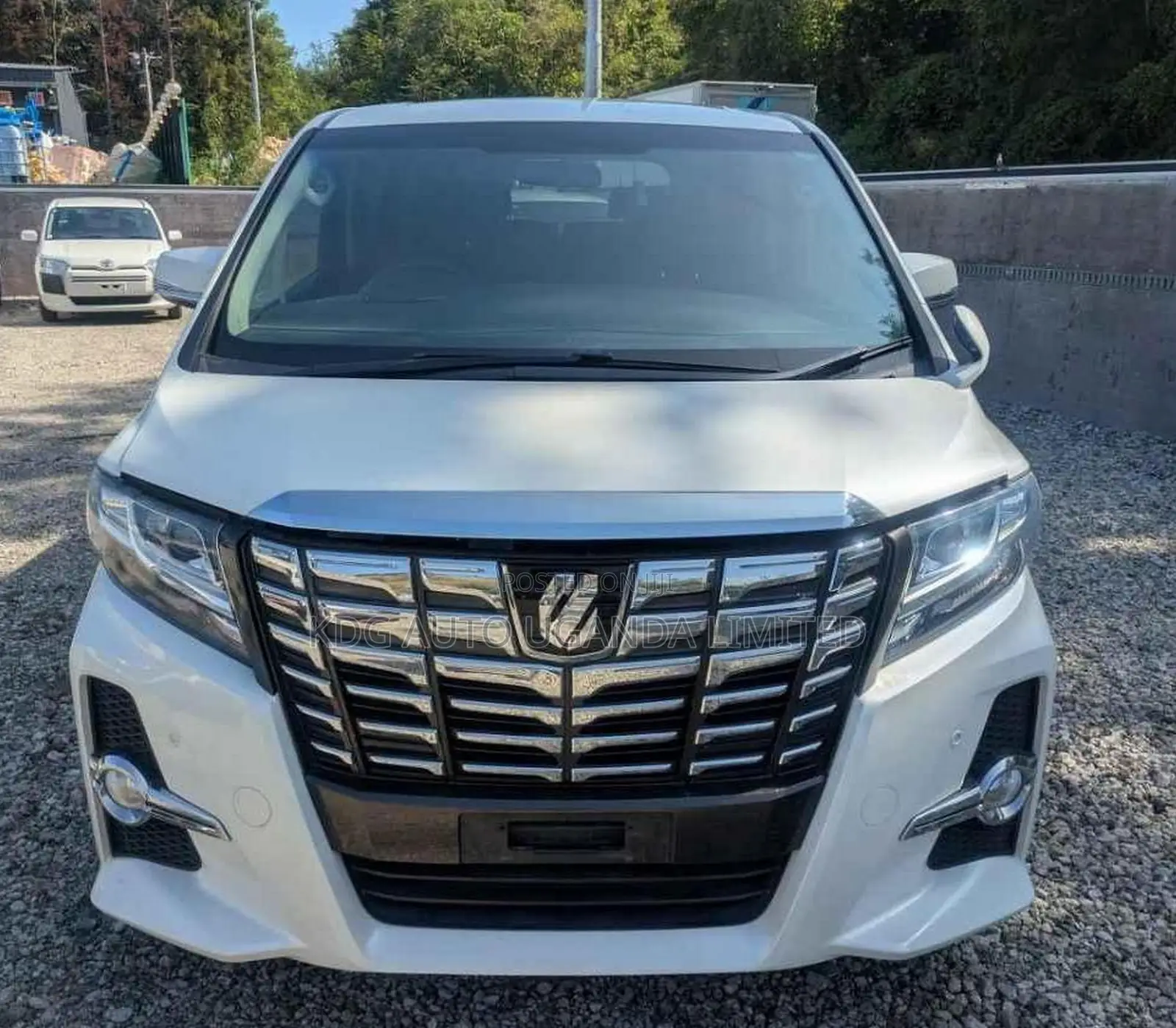 Toyota Alphard 2017 White