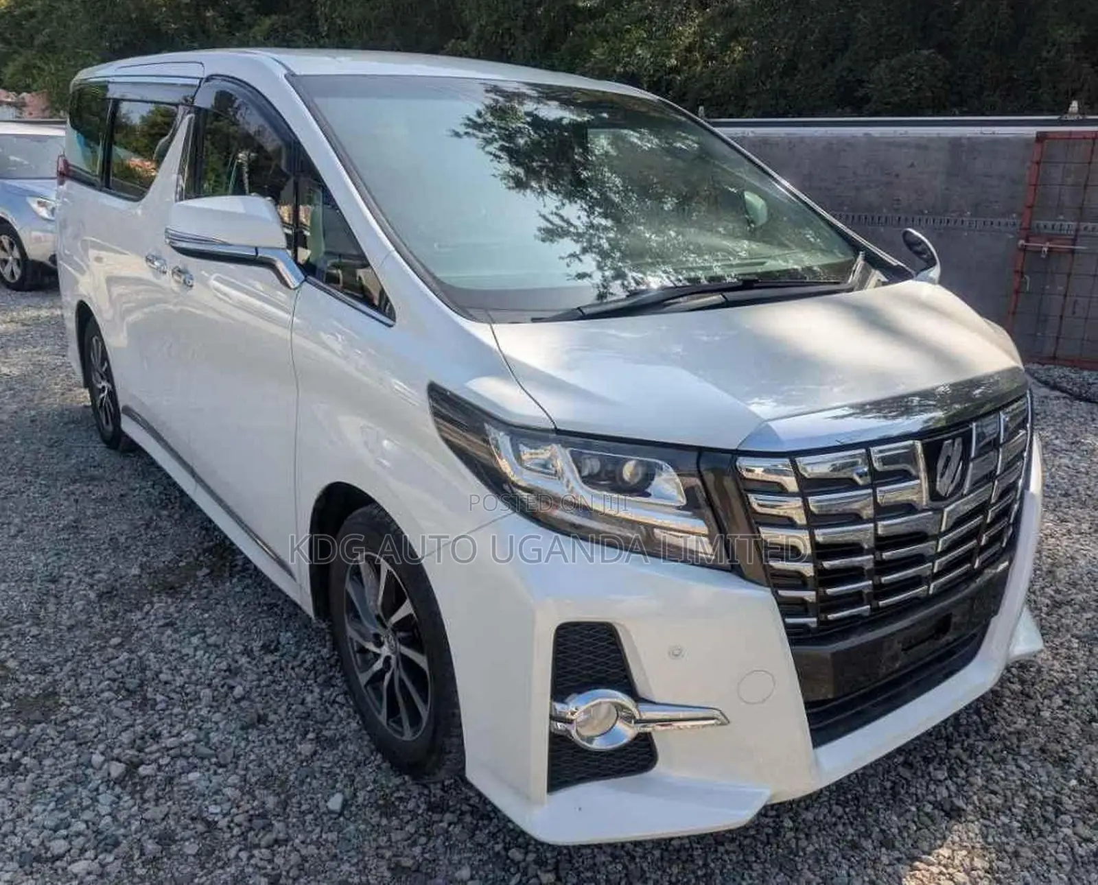 Toyota Alphard 2017 White