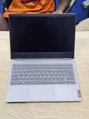 New Laptop Lenovo ThinkBook 13 8GB Intel Core i7 SSD 256GB