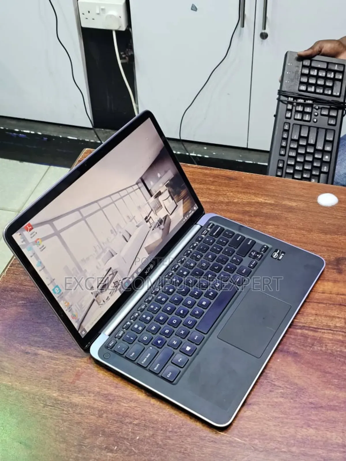 New Laptop Dell XPS M1530 4GB Intel Core I7 SSD 256GB