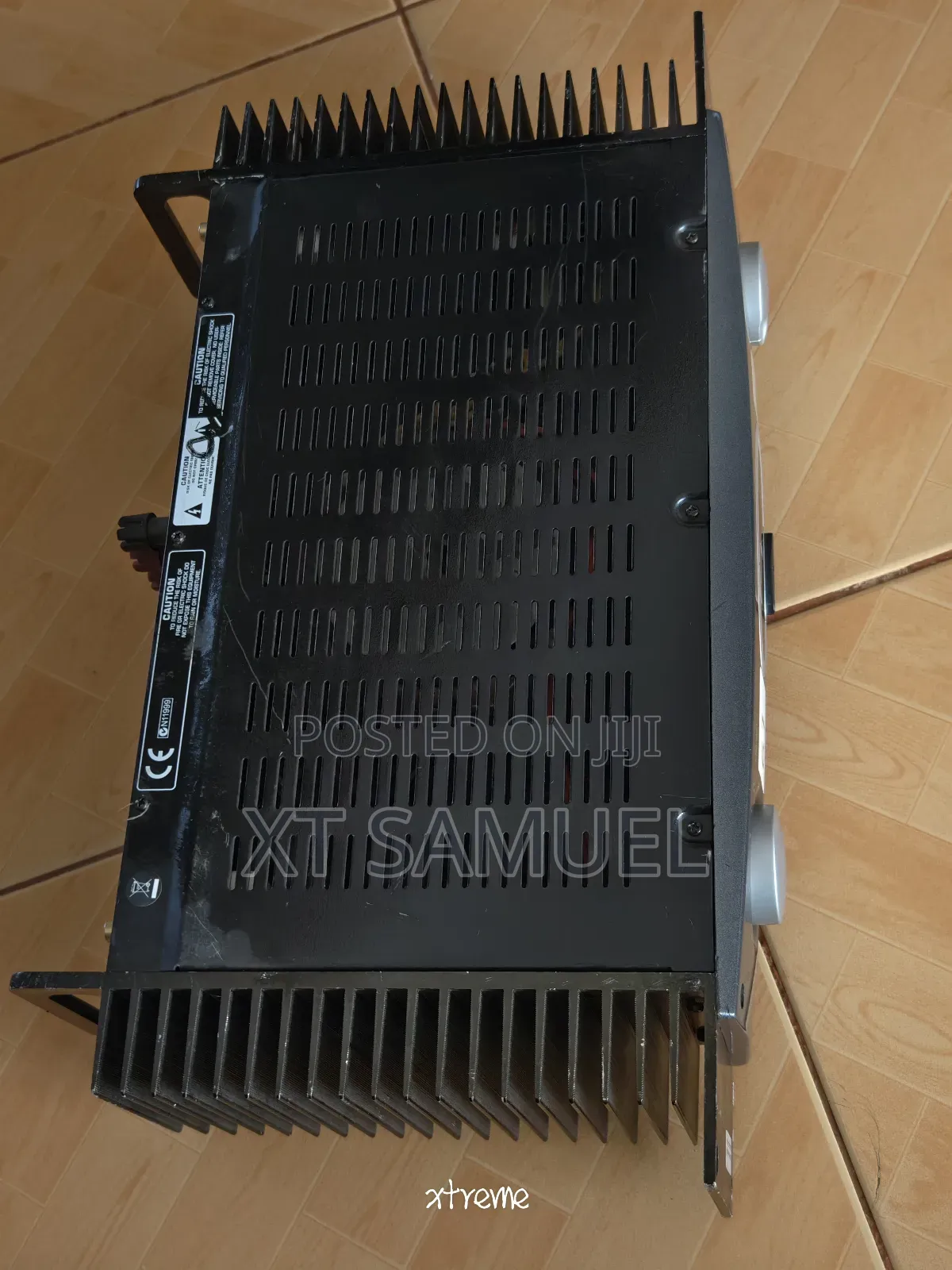 Behiringer Studio/Silent Two Channel Amplifier ,250w X 2 RMS