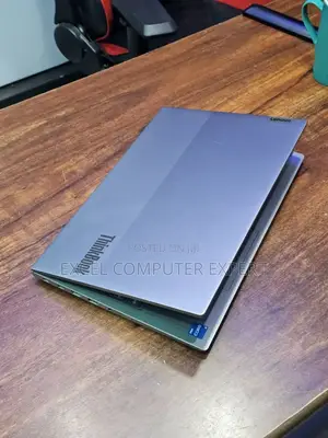New Laptop Lenovo ThinkBook 15 8GB Intel Core I7 SSD 256GB