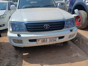 Toyota Land Cruiser 100 4.2 TD 2005 White