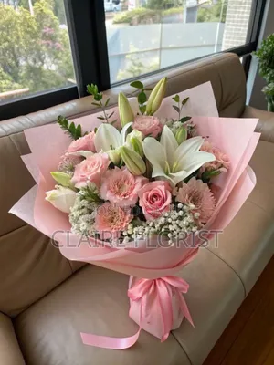 Romantic Smelly Fresh Flowers For Girls