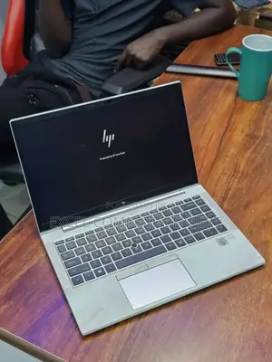 New Laptop HP EliteBook 840 G7 8GB Intel Core I7 SSD 512GB