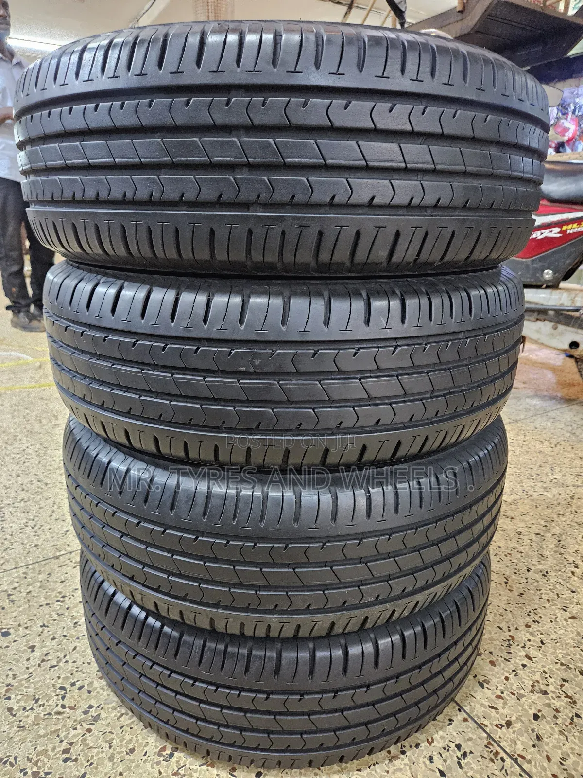 215 60 R16 Imported Tires 4rm Japan Bridgestone Made Stay In Ur Office