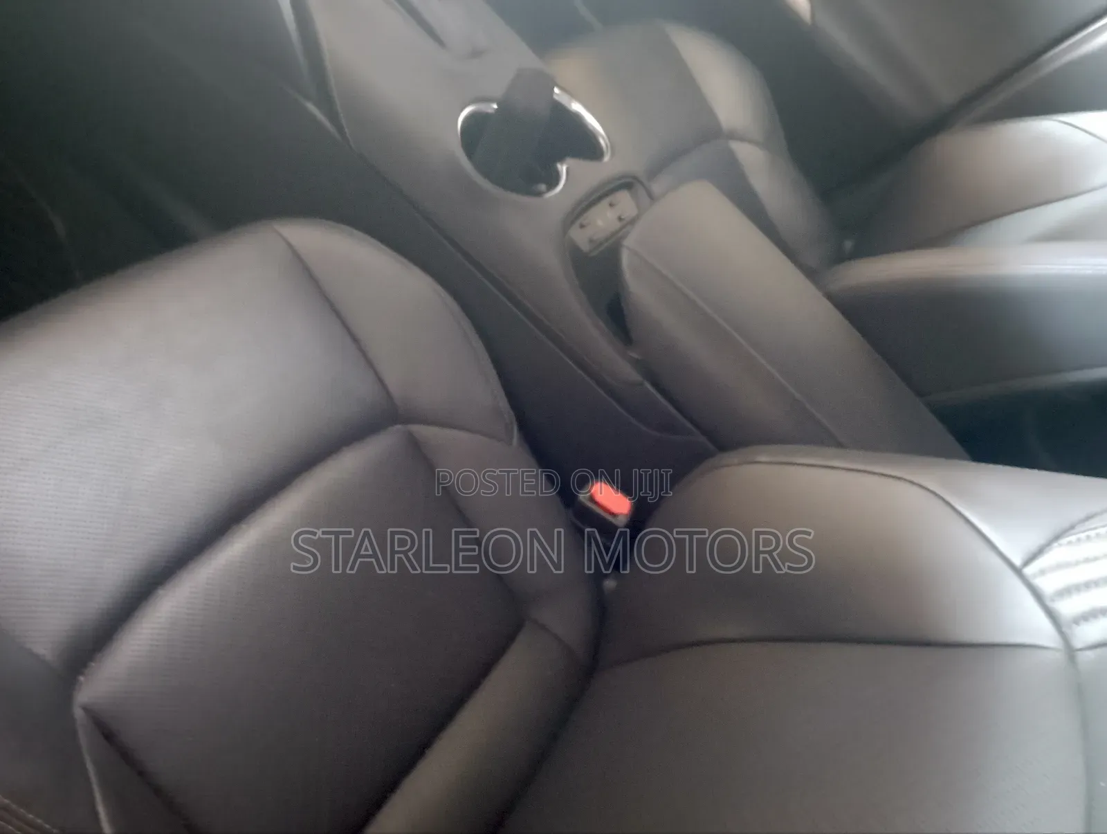 Toyota Harrier 2.0 2020 White