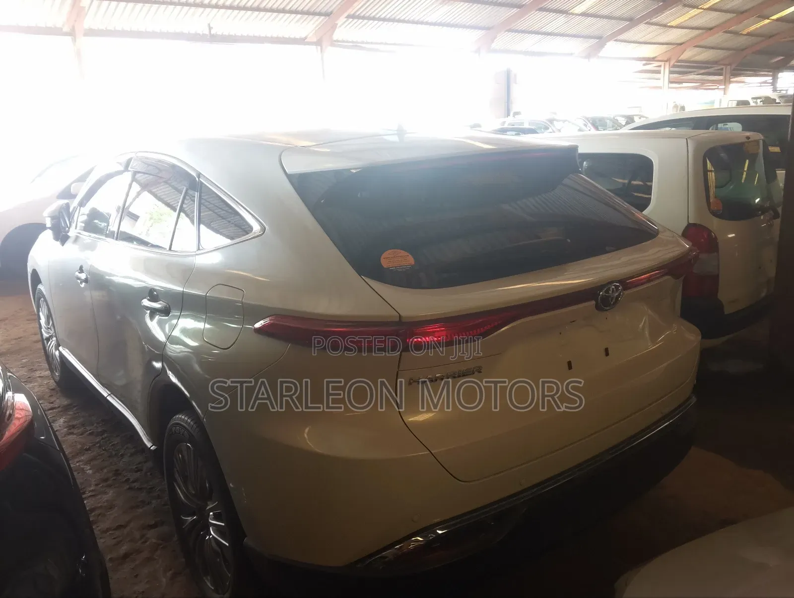 Toyota Harrier 2.0 2020 White