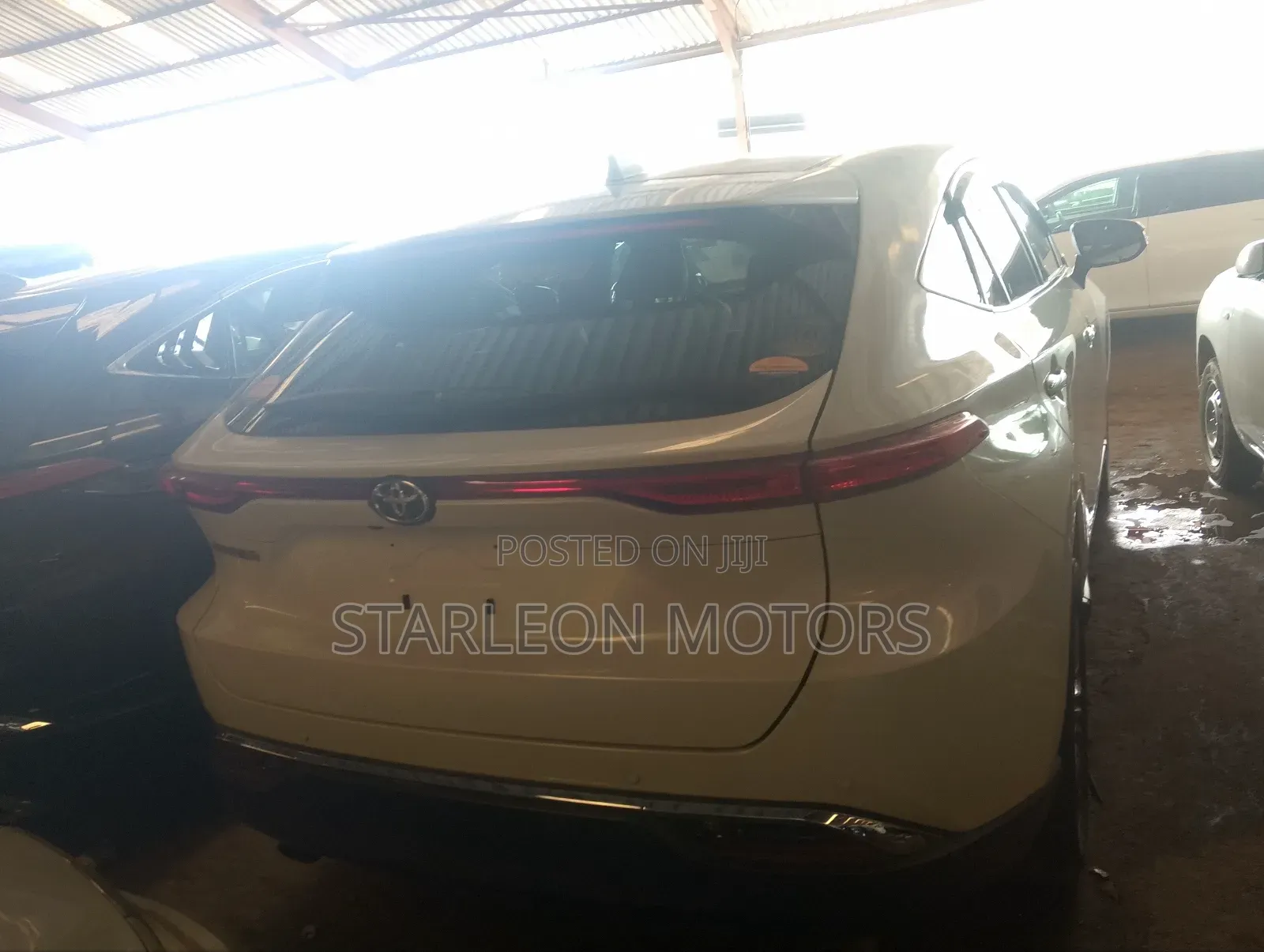 Toyota Harrier 2.0 2020 White