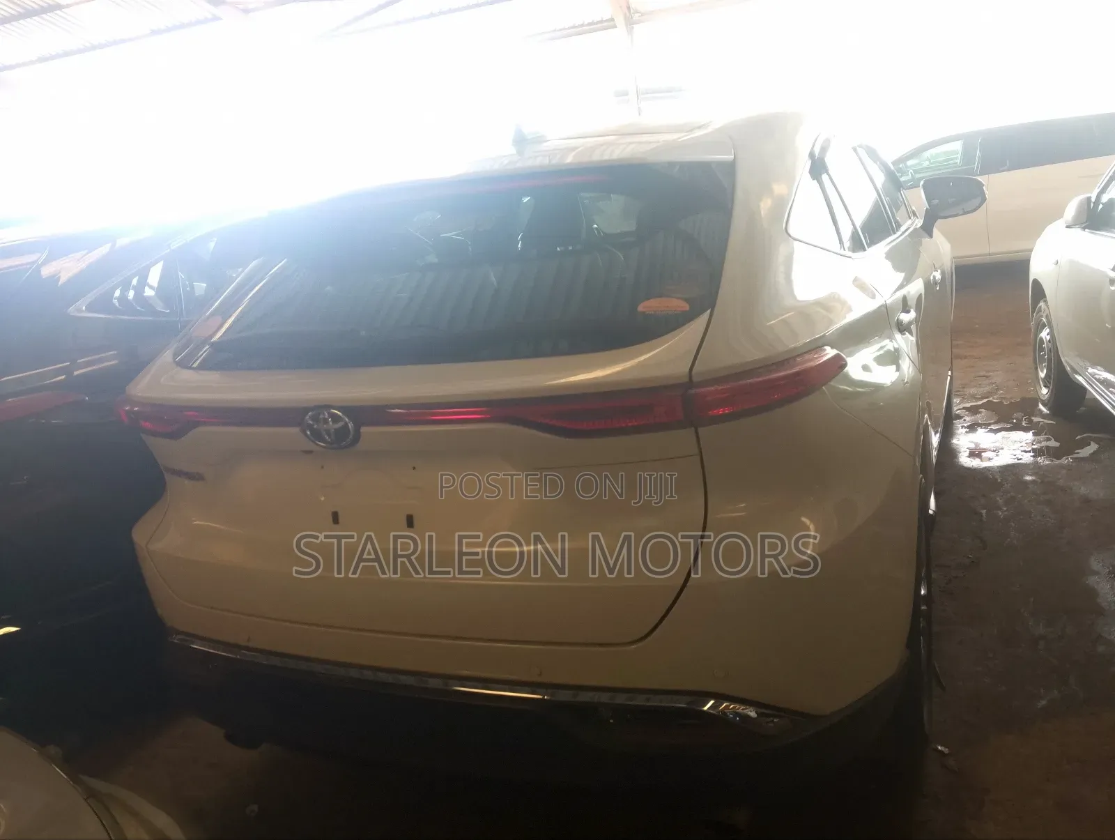 Toyota Harrier 2.0 2020 White