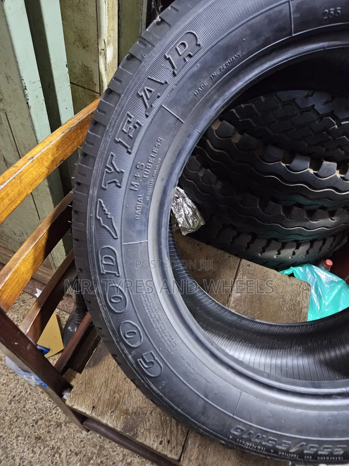 255 55r18 Goodyear 4rm Germany Bt Only 1piece Re Maining. 5yrs Waranty