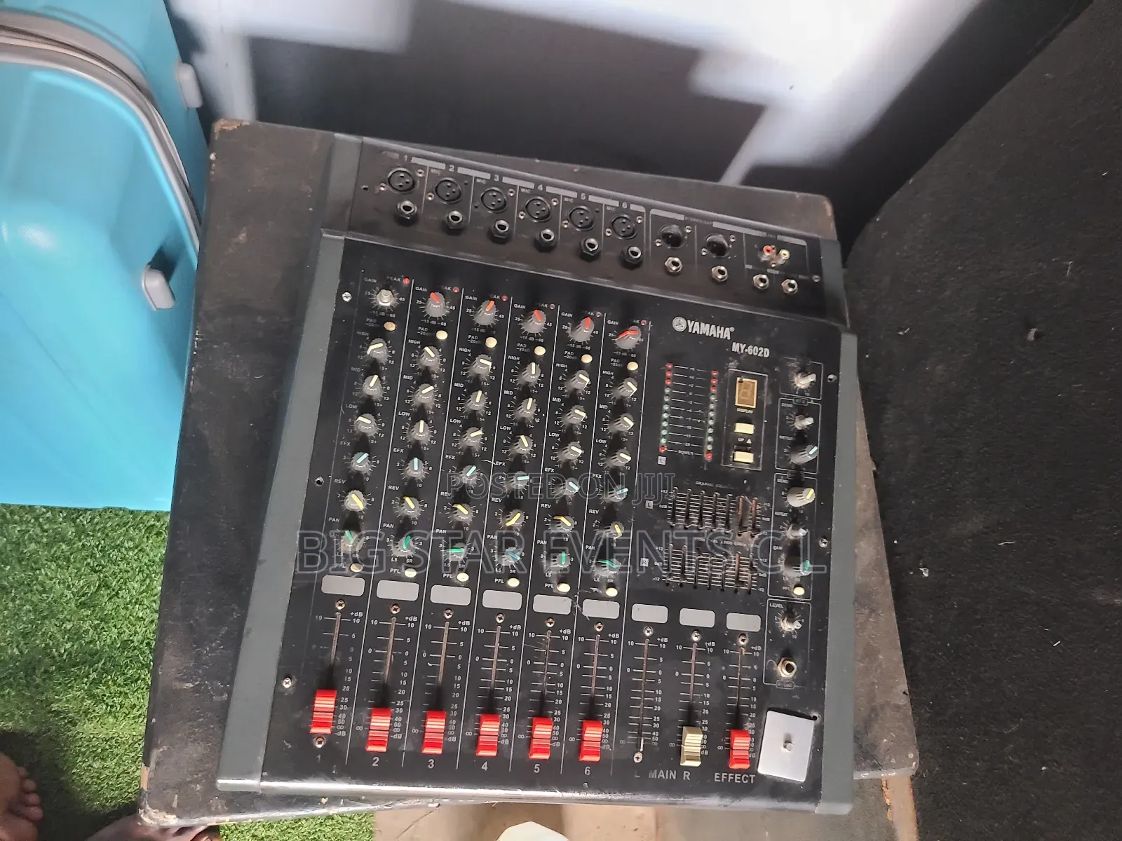 Yamaha Mixer