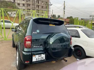 Toyota RAV4 Automatic 2003 Green