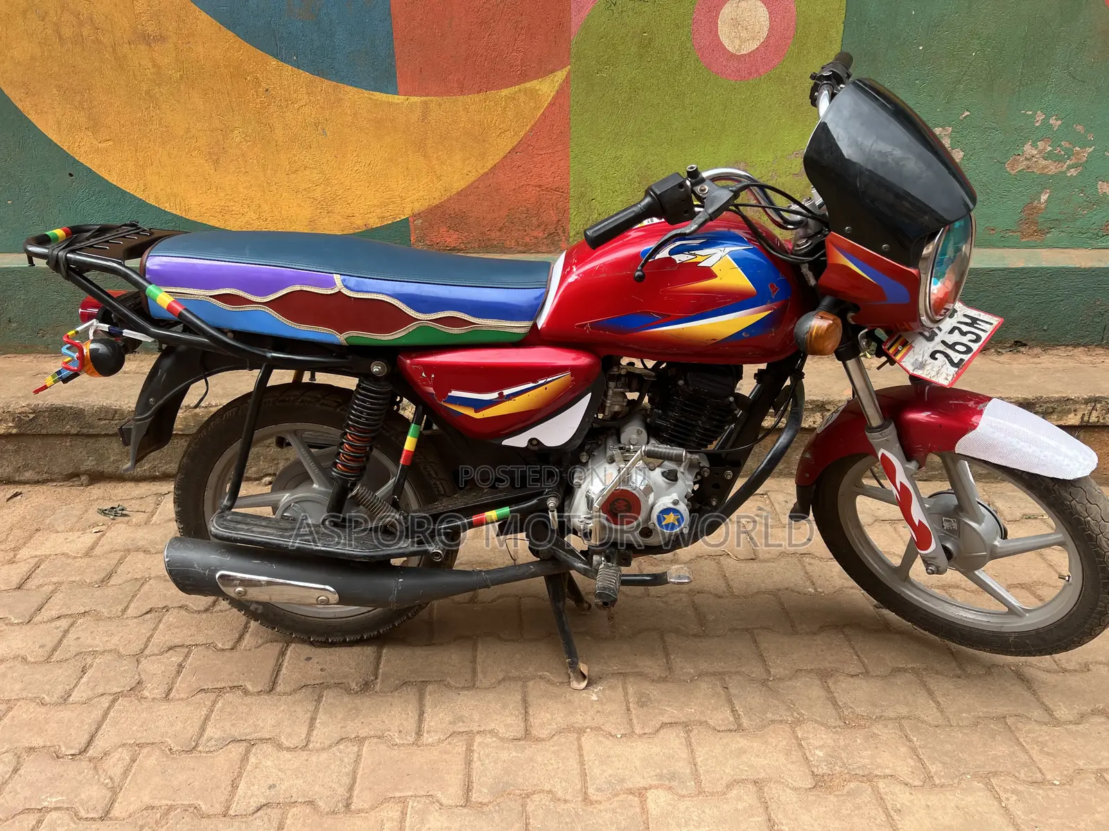Bajaj CT 125X 2023 Red