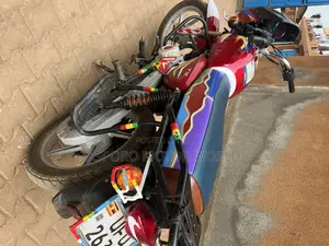 Bajaj CT 125X 2023 Red