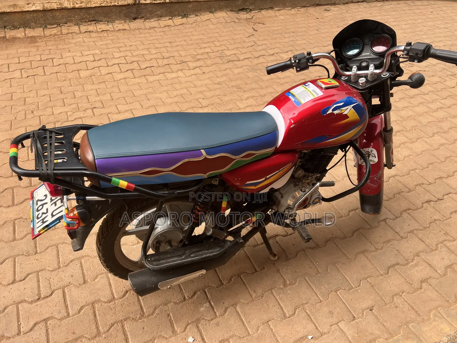 Bajaj CT 125X 2023 Red
