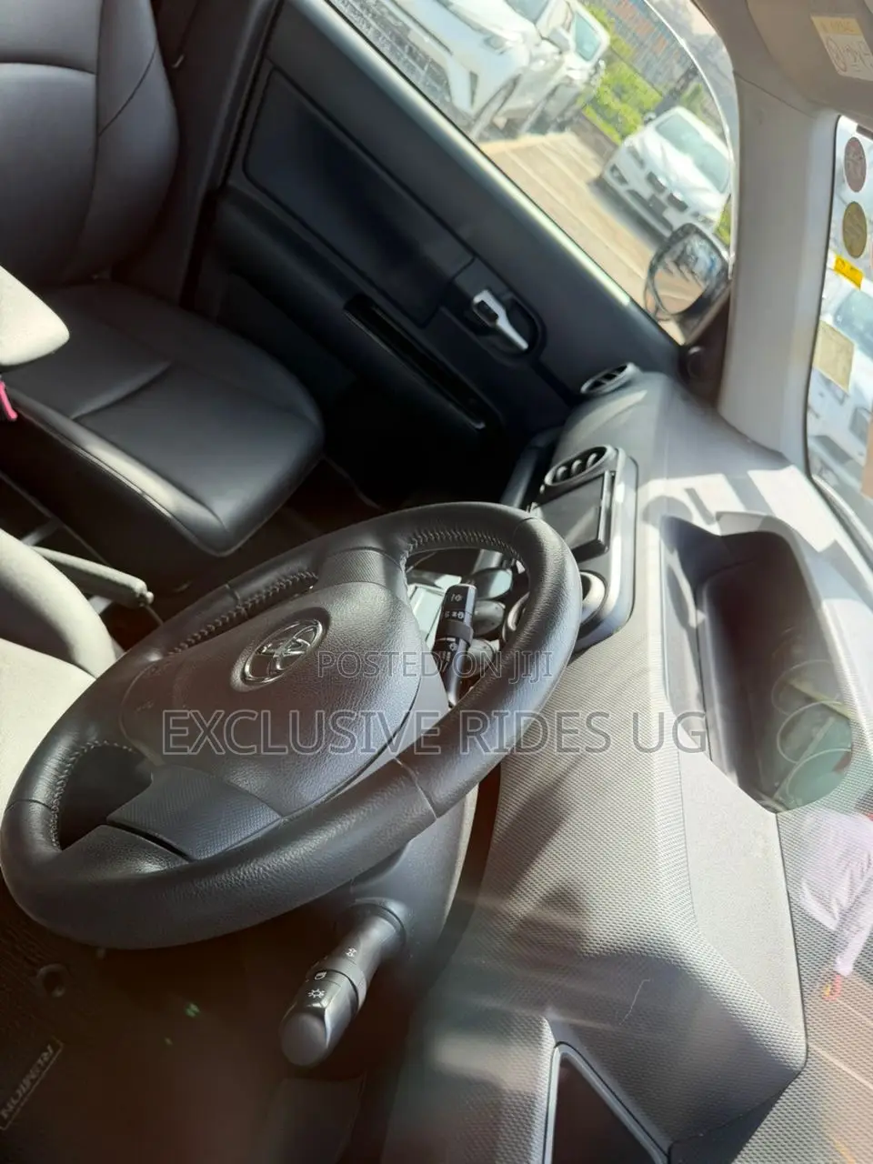 Toyota Corolla Rumion 2014 Black