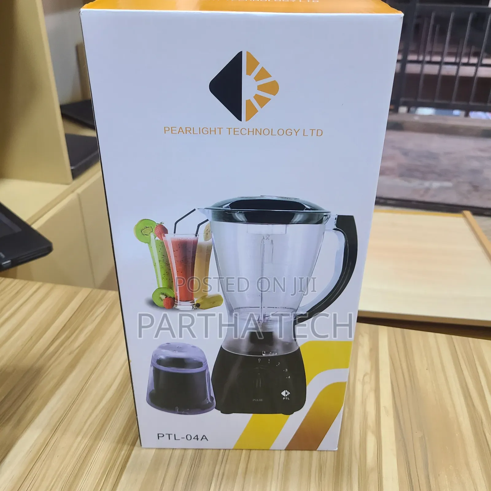 Blender With Crusher. 2-in-1