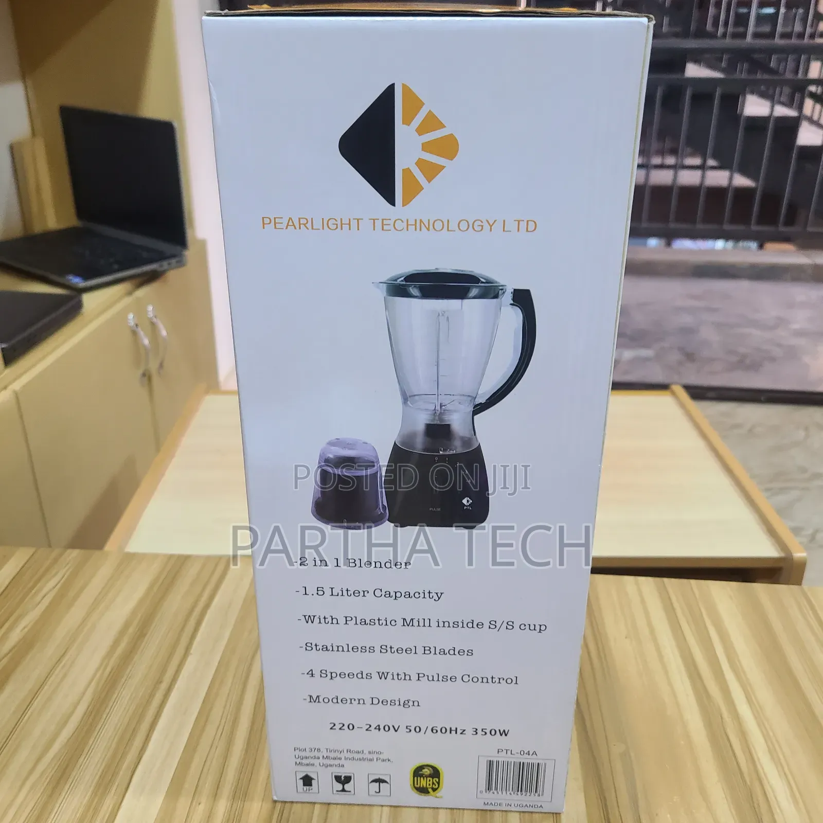 Blender With Crusher. 2-in-1