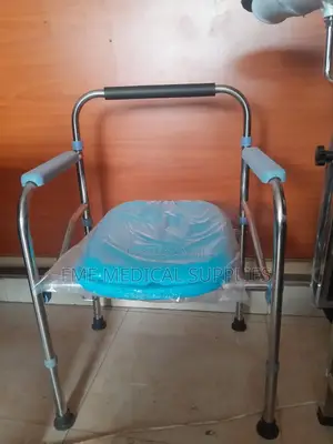 Commode Chair