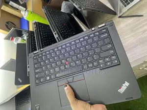 Laptop Lenovo ThinkPad L13 Yoga 4GB Intel Core I5 HDD 500GB