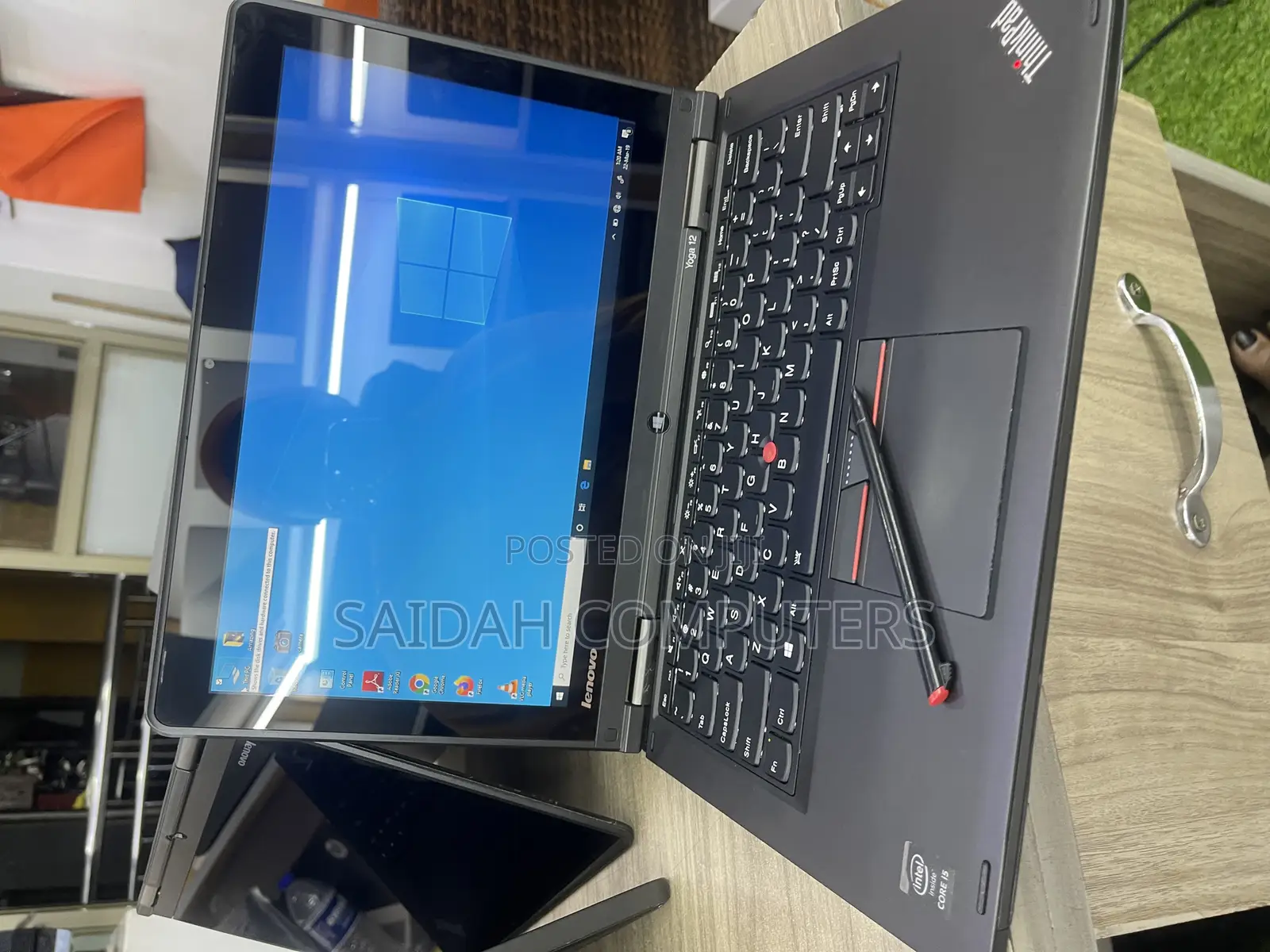 Laptop Lenovo ThinkPad L13 Yoga 4GB Intel Core I5 HDD 500GB