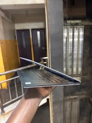 Laptop Dell XPS 15 9510 16GB Intel Core I7 SSD 256GB