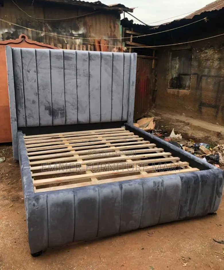 5x6 Velvet Bed