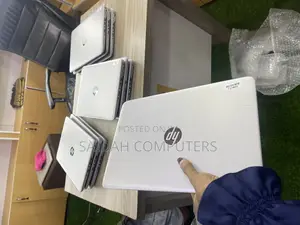 Laptop HP EliteBook 840 G3 4GB Intel Core i5 SSD 256GB