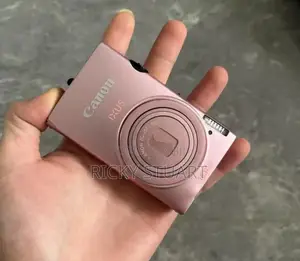 Canon Ixus 135 With Wifi Digital Camera Pick in Color