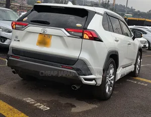 Toyota RAV4 2019 White