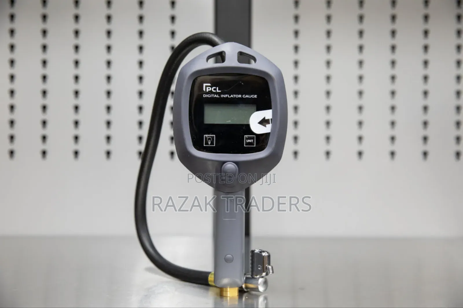 Digital Tire Inflator
Gauge