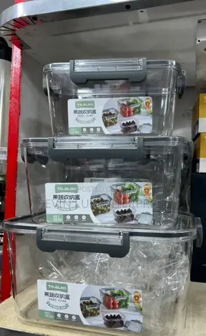 Set of Containers 3 Pieces