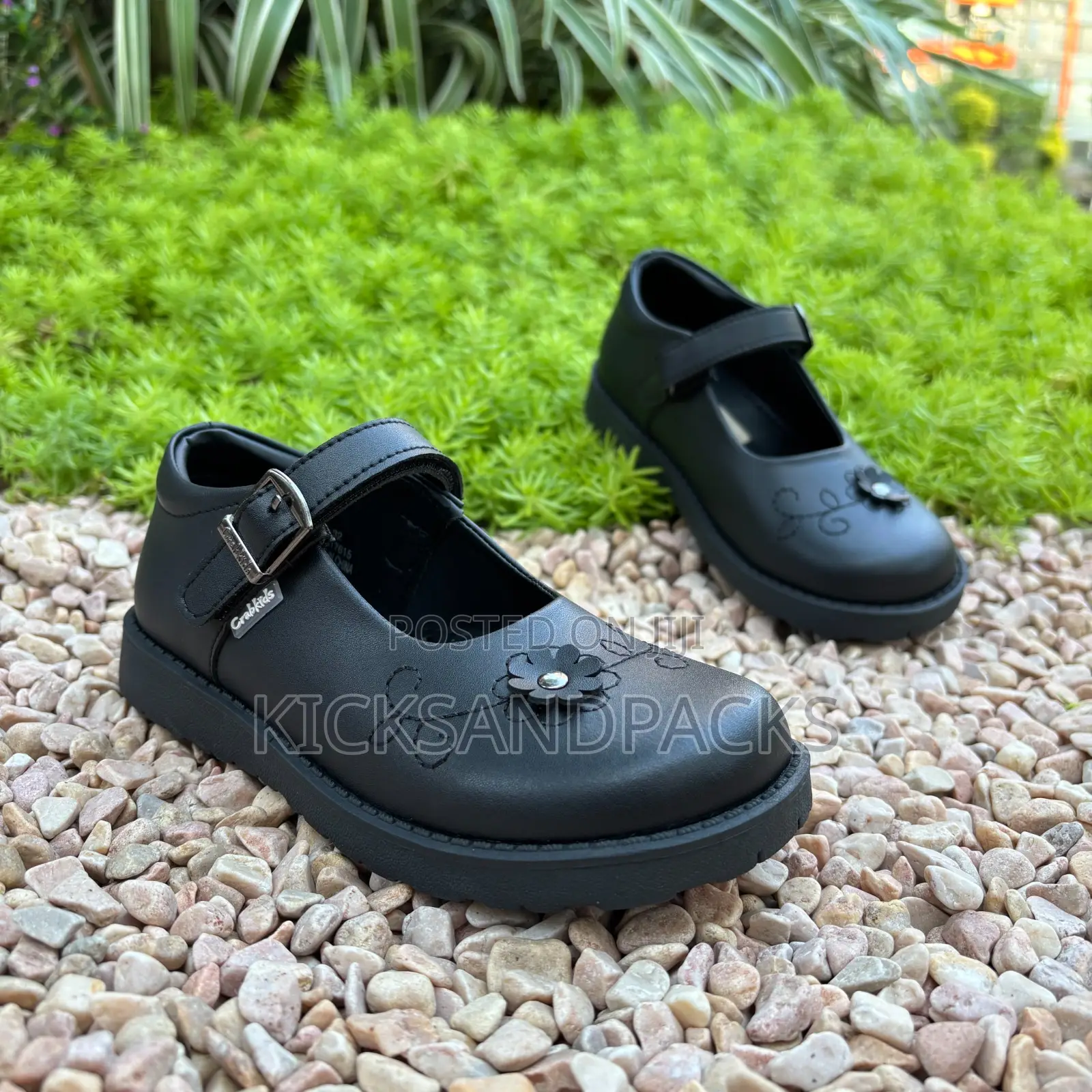 Crab Kids Shoes for Girls (Black Back to School Shoes) - Leather