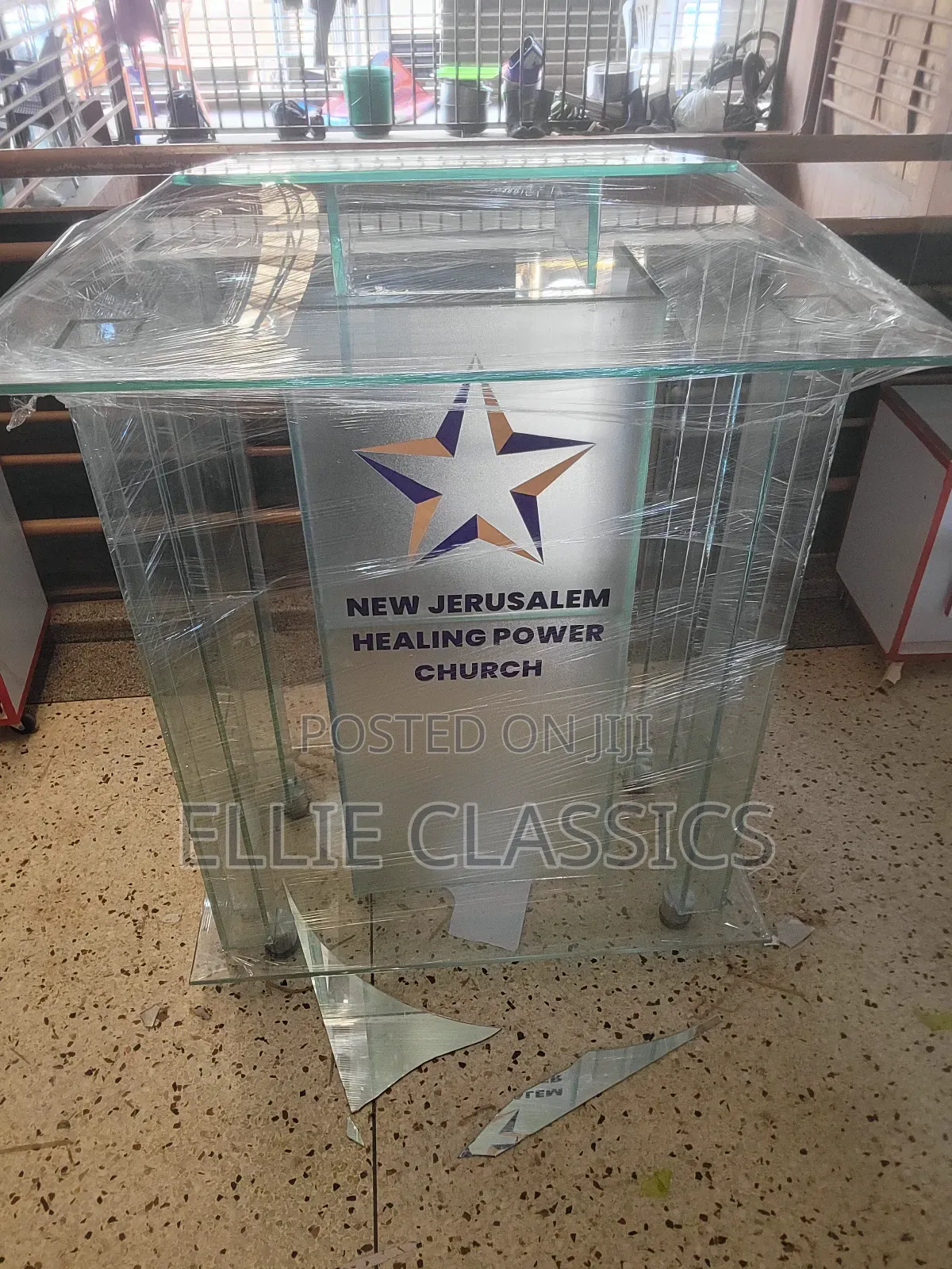 Frosted Box Podium