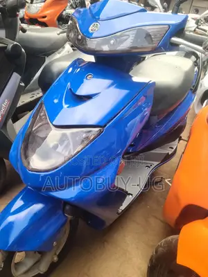 Yamaha 2015 Blue