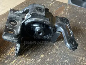 Gear Box Mounting Premio 2010 Model