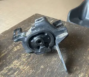 Gear Box Mounting Premio 2010 Model