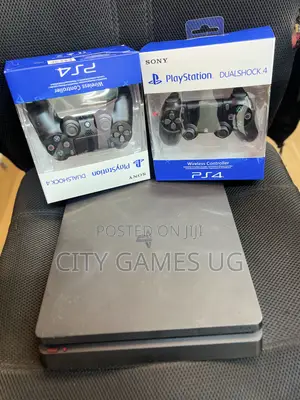 Playstation 4 Ps4 Console 500gb + Controllers