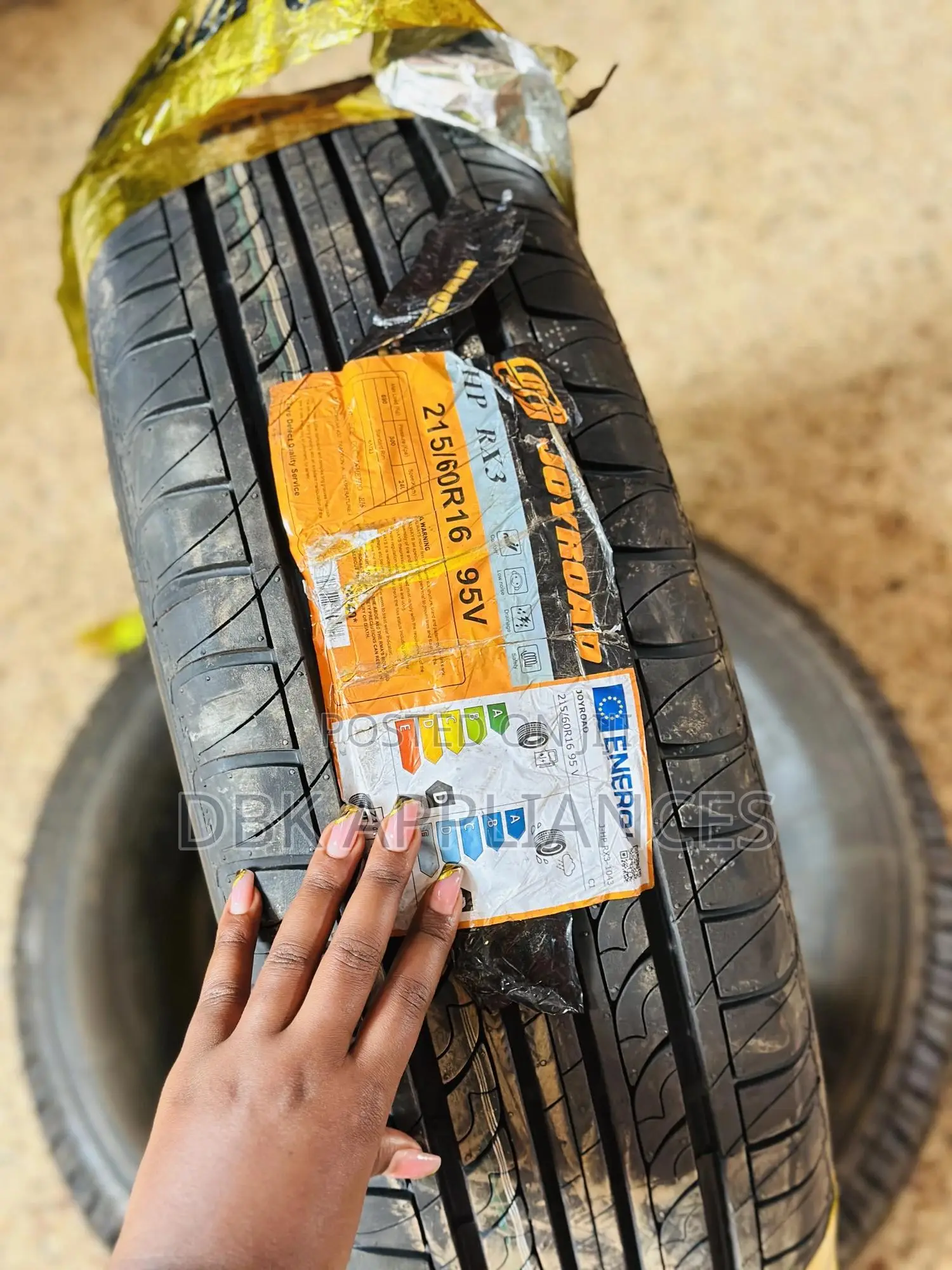 215/60r16 95vjoy Road Tires at a Good Price Original