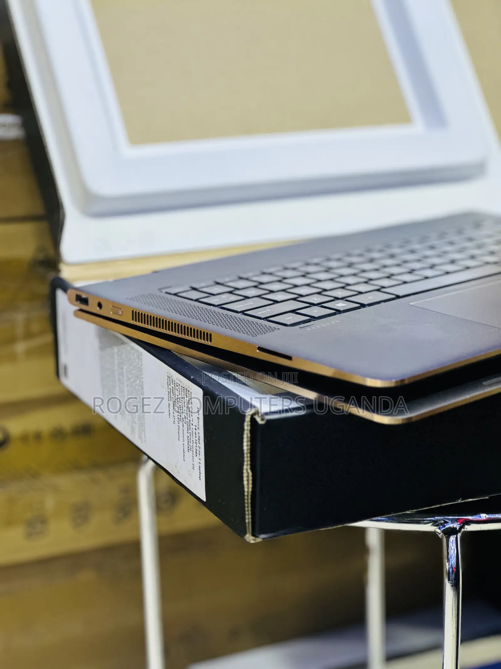New Laptop HP Envy X360 16GB Intel Core i7 SSD 512GB