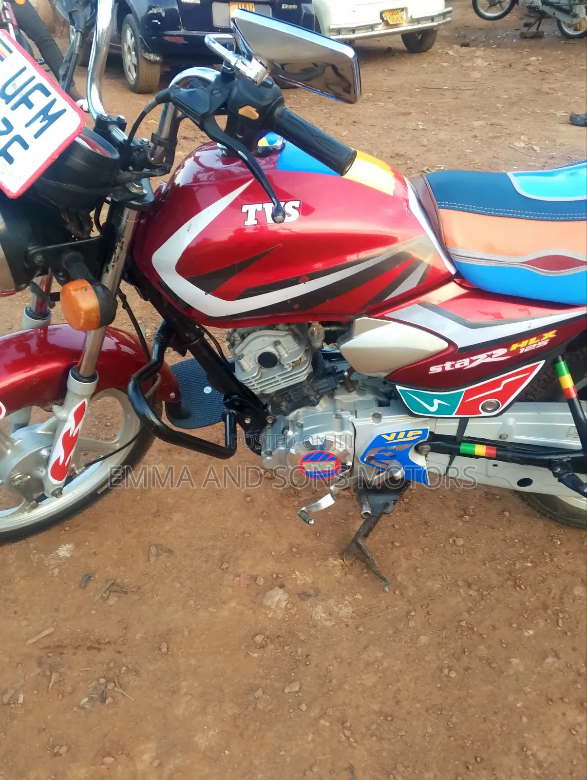 TVS HLX 125 2022 Red