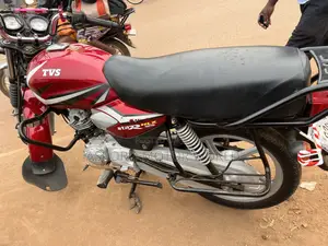 TVS HLX 125 2024 Red