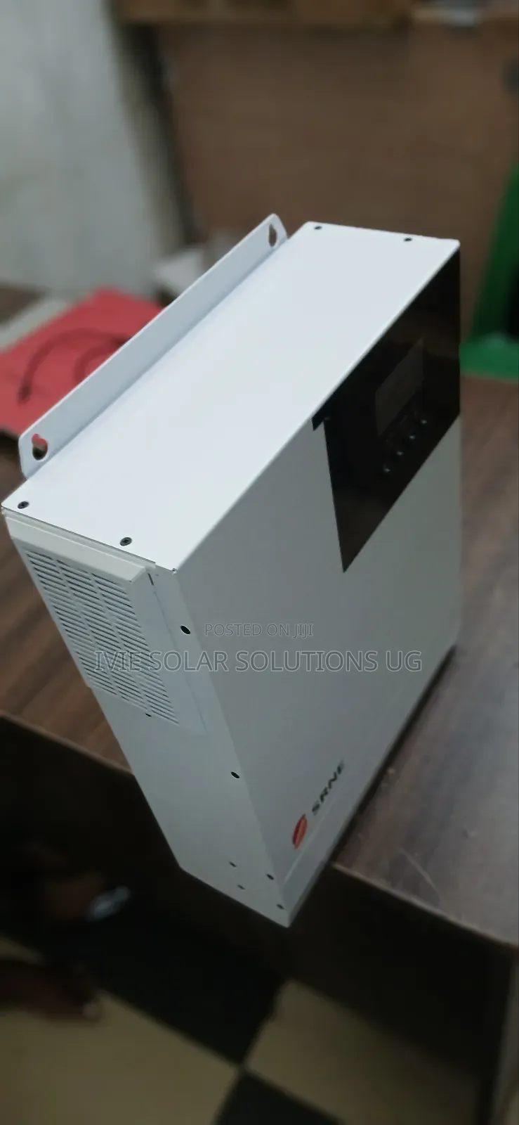 Srne Hybrid Inverter 3.3kva / 3300w